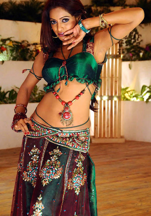udaya bhanu from leader item song hot photoshoot